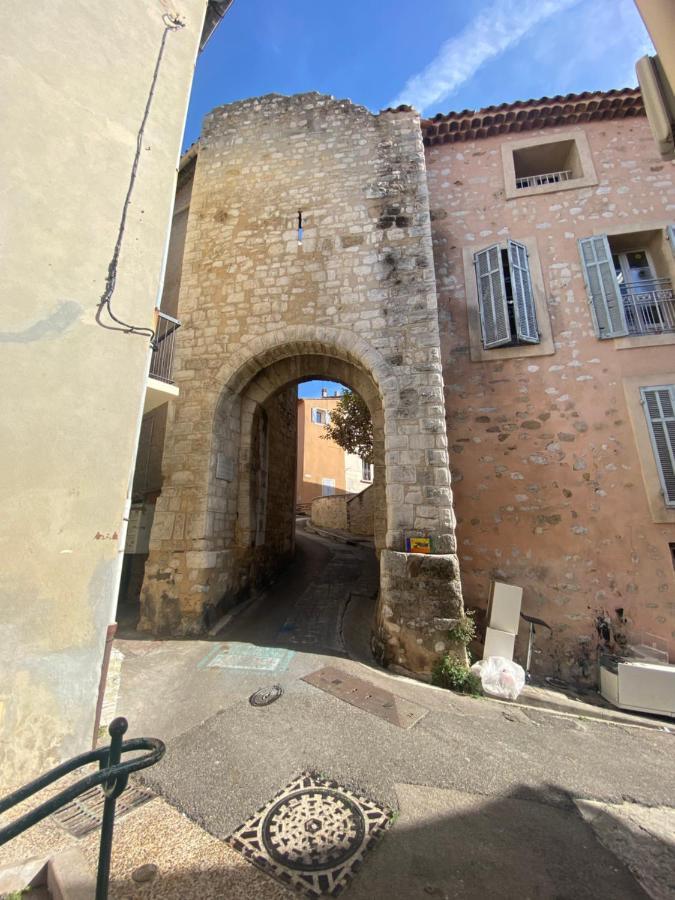 Bel Appartement T1 30M2 Centre Historique 欧巴涅 外观 照片